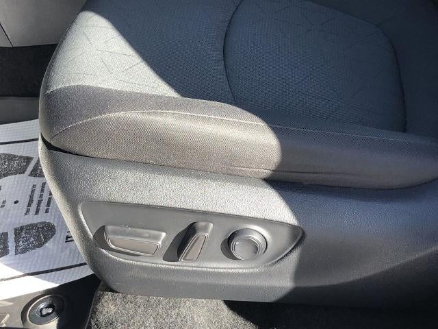 2024 Toyota RAV4 XLE AWD (Natl)