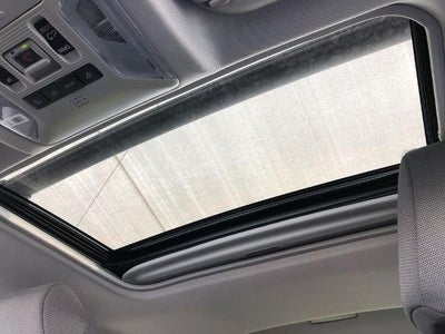 2025 Toyota RAV4 XLE AWD (Natl)