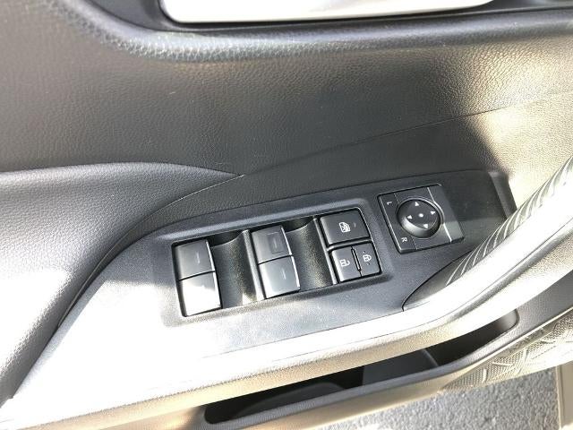 2025 Toyota RAV4 XLE AWD (Natl)