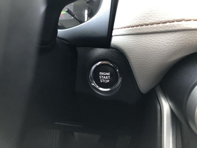 2025 Toyota RAV4 XLE AWD (Natl)