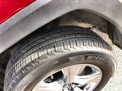 2025 Toyota RAV4 XLE AWD (Natl)