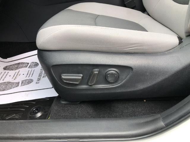2024 Toyota RAV4 XLE AWD (Natl)