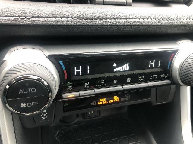 2025 Toyota RAV4 Hybrid XLE AWD (Natl)