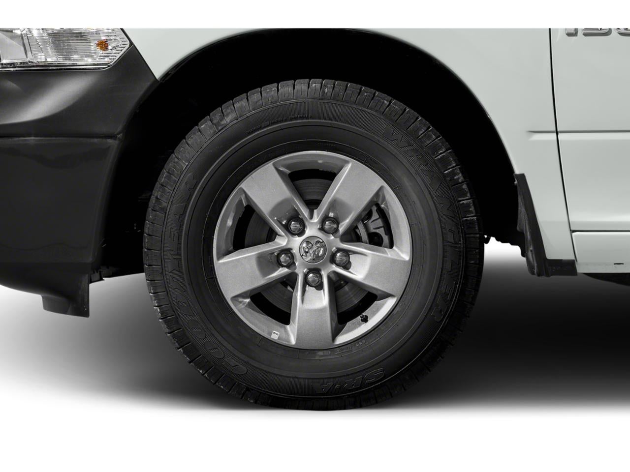 2018 RAM 1500 Express 4x4 Reg Cab 6'4" Box