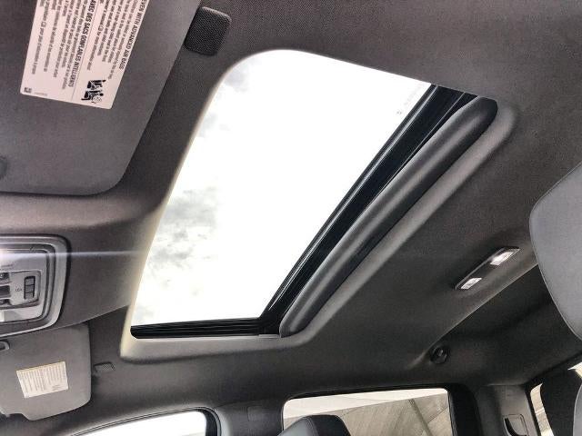 2024 Chevrolet Silverado 1500 Crew Cab Short Box 4-Wheel Drive LT Trail Boss