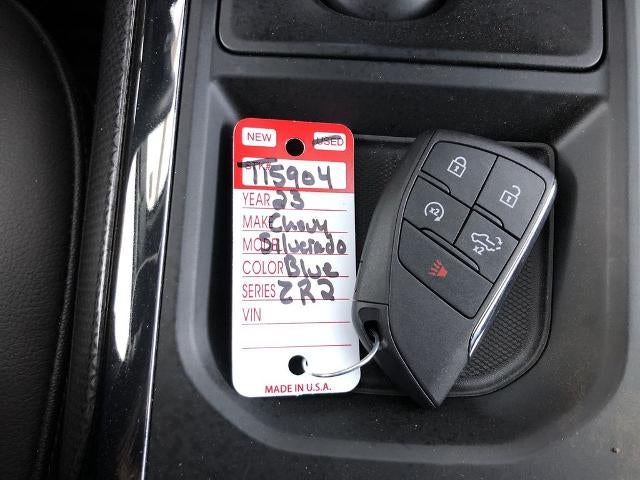 2023 Chevrolet Silverado 1500 Crew Cab Short Box 4-Wheel Drive ZR2