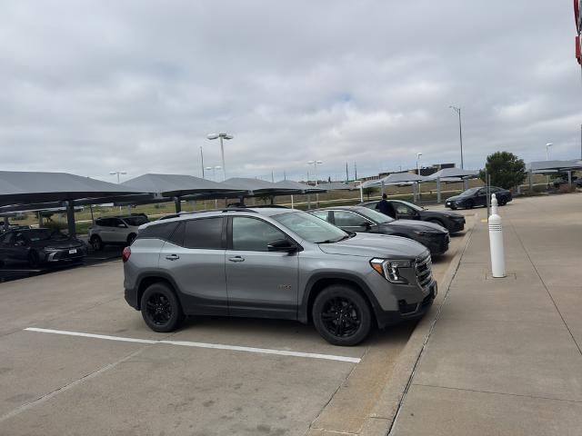 2024 GMC Terrain AWD 4dr AT4