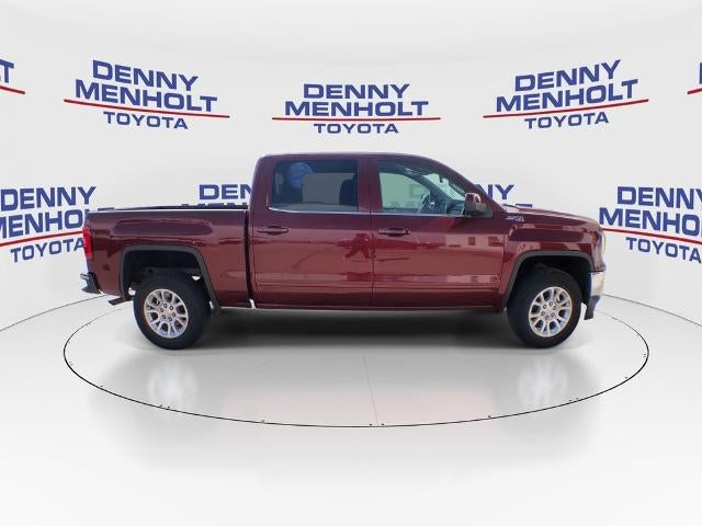 2017 GMC Sierra 1500 Crew Cab Short Box 4-Wheel Drive SLE