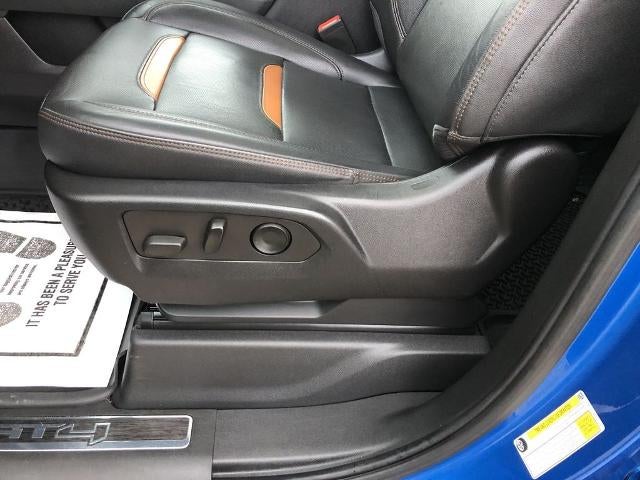 2022 GMC Sierra 1500 Crew Cab Short Box 4-Wheel Drive AT4