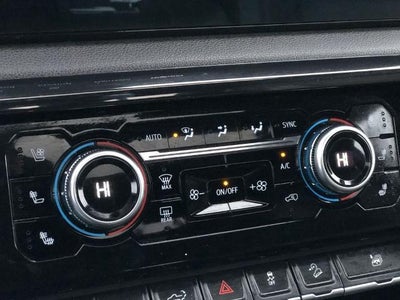 2022 GMC Sierra 1500 Crew Cab Short Box 4-Wheel Drive AT4