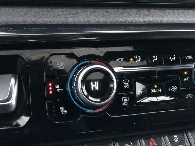 2022 GMC Sierra 1500 Crew Cab Short Box 4-Wheel Drive AT4