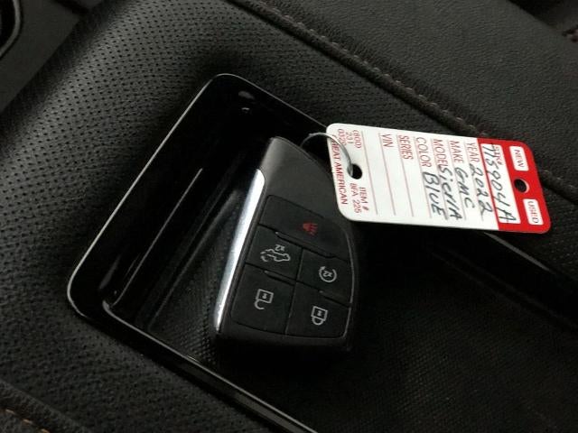 2022 GMC Sierra 1500 Crew Cab Short Box 4-Wheel Drive AT4