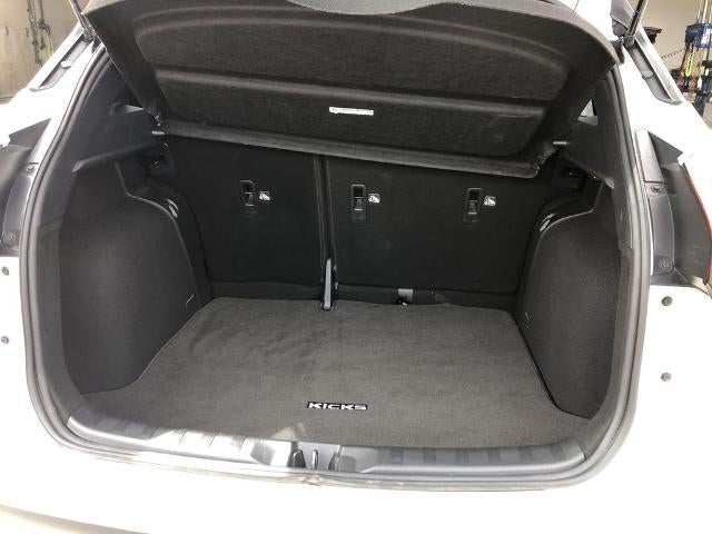 2023 Nissan Kicks SR FWD