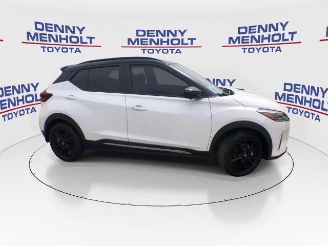 2023 Nissan Kicks SR FWD