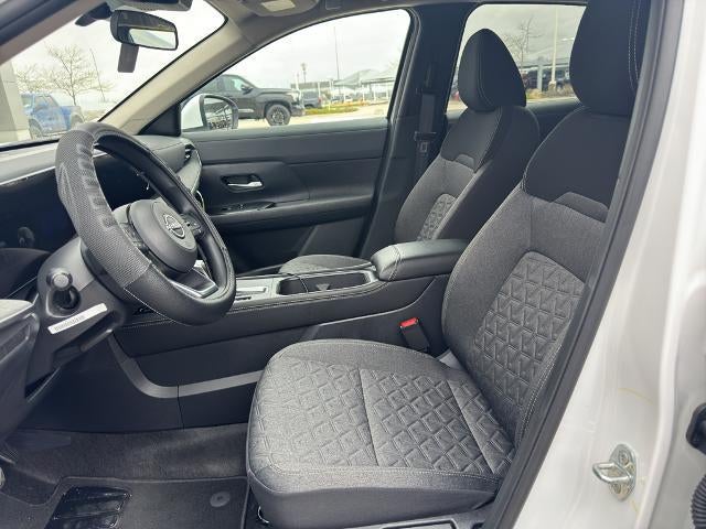 2025 Nissan Kicks SV AWD