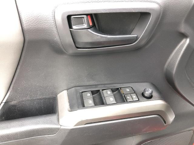 2023 Toyota Tacoma 4WD 4WD SR5 Double Cab 5' Bed V6 AT (GS)