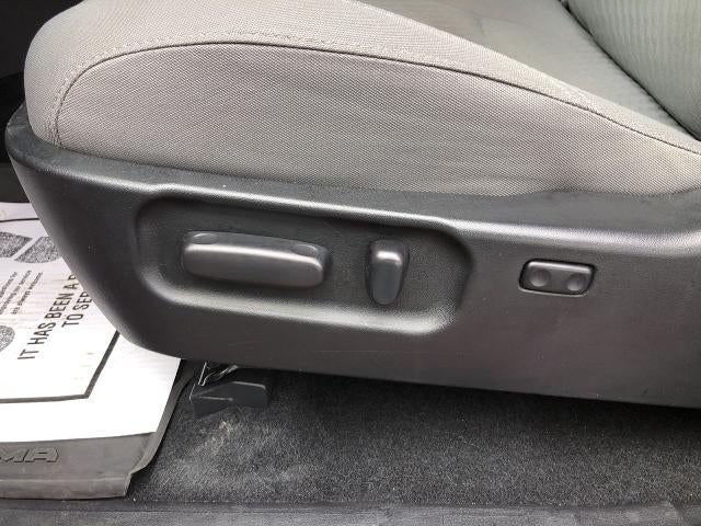 2023 Toyota Tacoma 4WD 4WD SR5 Double Cab 5' Bed V6 AT (GS)