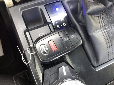 2024 Toyota Tacoma 4WD 4WD TRD Off Road Double Cab 5' Bed AT (Natl)