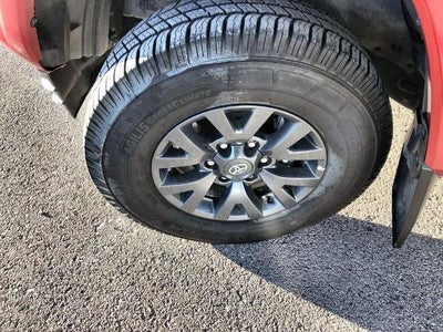 2023 Toyota Tacoma 4WD 4WD SR5 Double Cab 5' Bed V6 AT (GS)