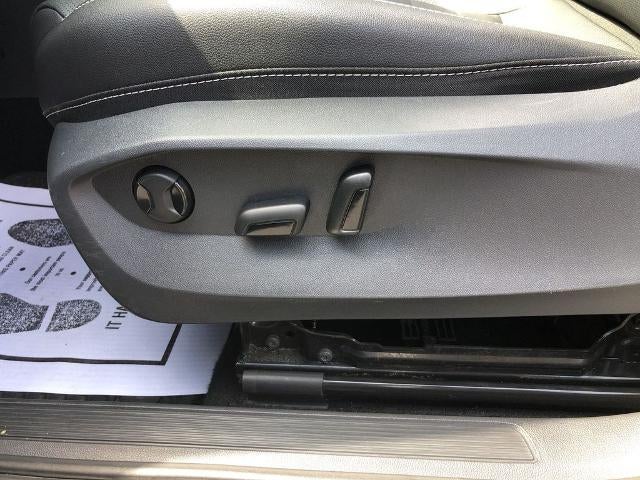 2022 Volkswagen Taos SEL 4MOTION