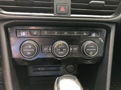 2022 Volkswagen Taos SEL 4MOTION