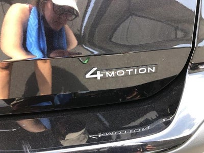 2022 Volkswagen Taos SEL 4MOTION