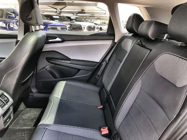 2024 Volkswagen Taos SE 4MOTION