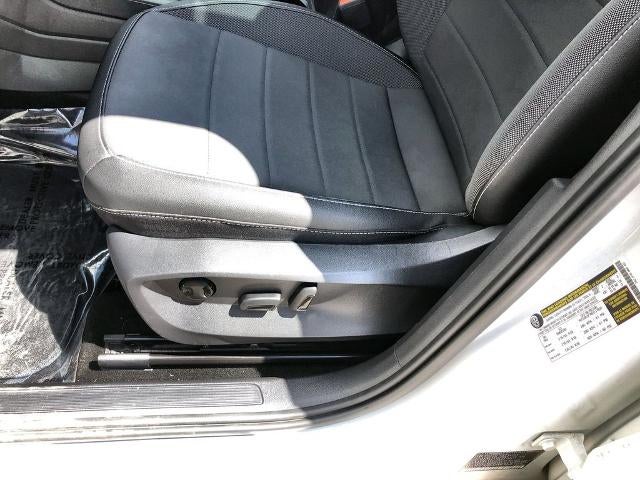 2024 Volkswagen Taos SE 4MOTION