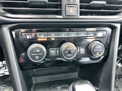 2024 Volkswagen Taos SE 4MOTION