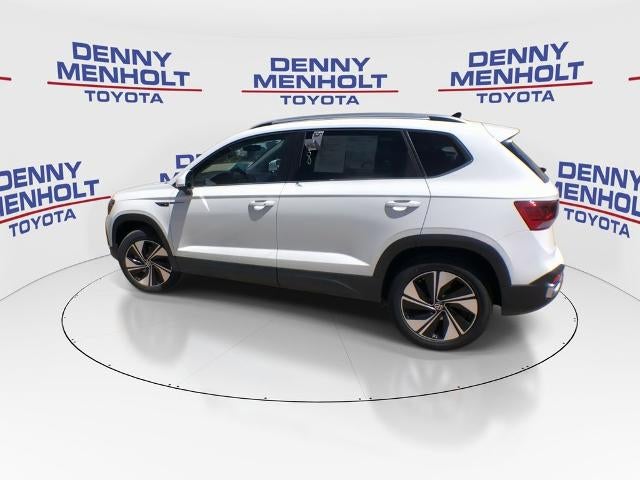2024 Volkswagen Taos SE 4MOTION