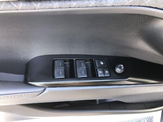 2025 Toyota Camry XLE (SE)