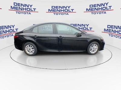 2025 Toyota Camry LE (SE)