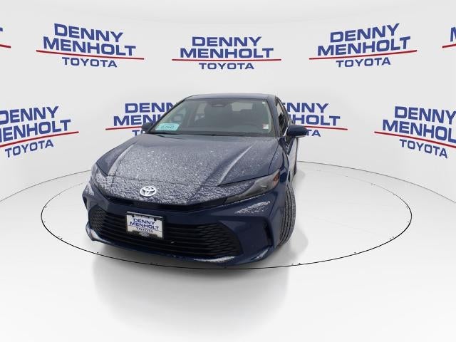 2025 Toyota Camry LE (SE)