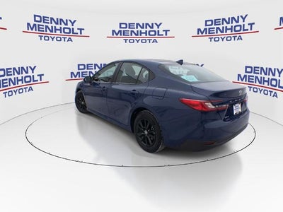 2025 Toyota Camry LE (SE)