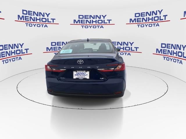 2025 Toyota Camry LE (SE)