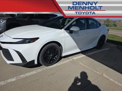 2025 Toyota Camry SE AWD (Natl)