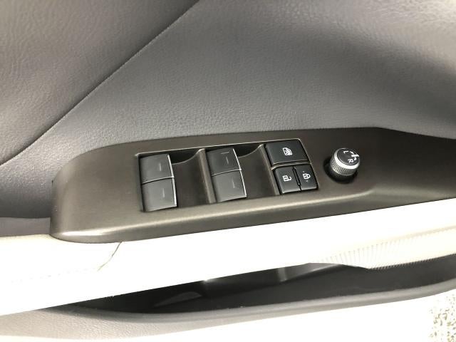 2021 Toyota Camry Hybrid XLE CVT (Natl)