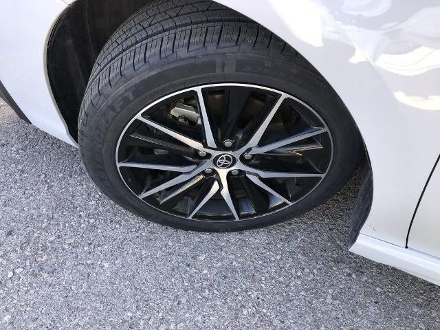 2024 Toyota Camry SE Auto (SE)