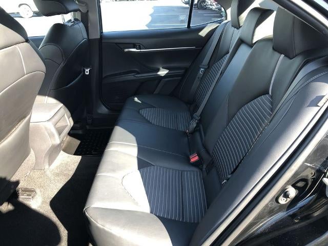 2021 Toyota Camry SE Auto (SE)