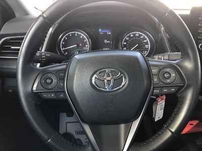 2021 Toyota Camry SE Auto (SE)