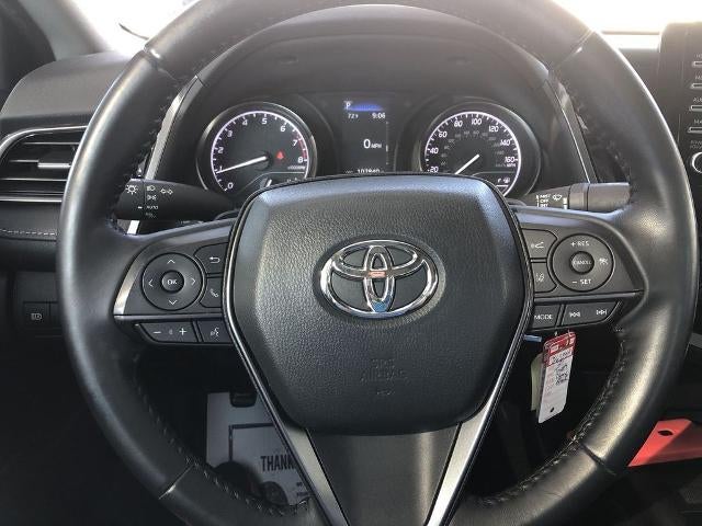 2021 Toyota Camry SE Auto (SE)