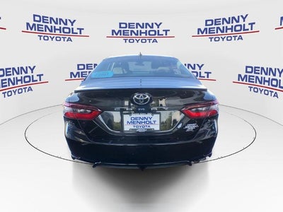 2021 Toyota Camry SE Auto (SE)