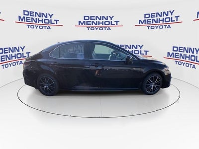 2021 Toyota Camry SE Auto (SE)