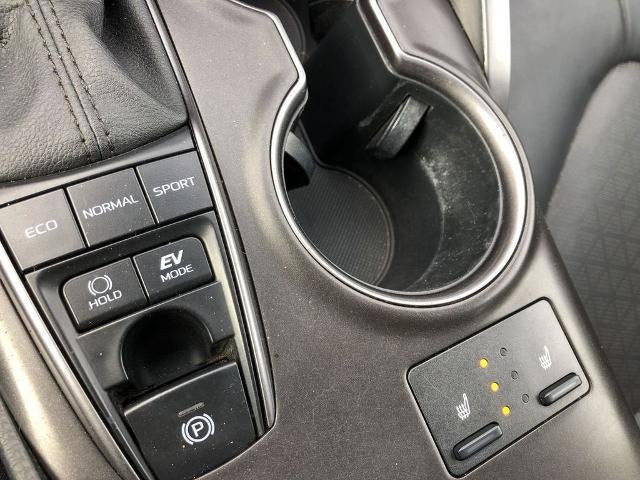 2022 Toyota Camry Hybrid XSE CVT (Natl)