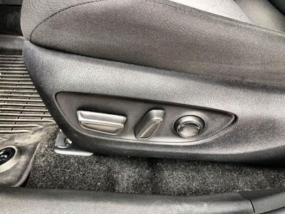 2025 Toyota RAV4 Hybrid XLE AWD (Natl)
