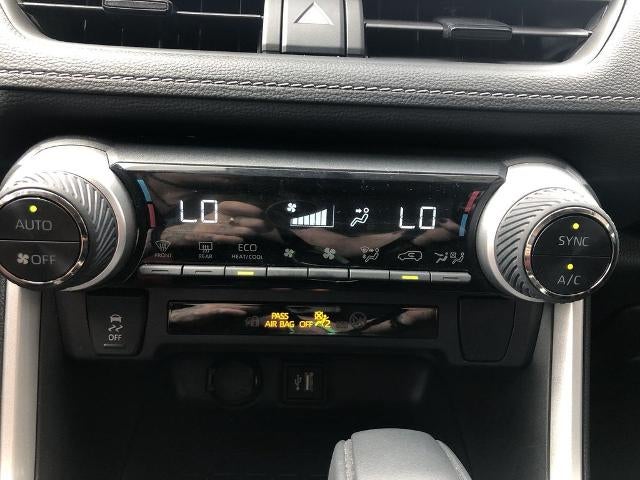 2025 Toyota RAV4 Hybrid XLE AWD (Natl)