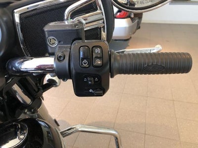 2021 Indian CHIEFTAIN Base