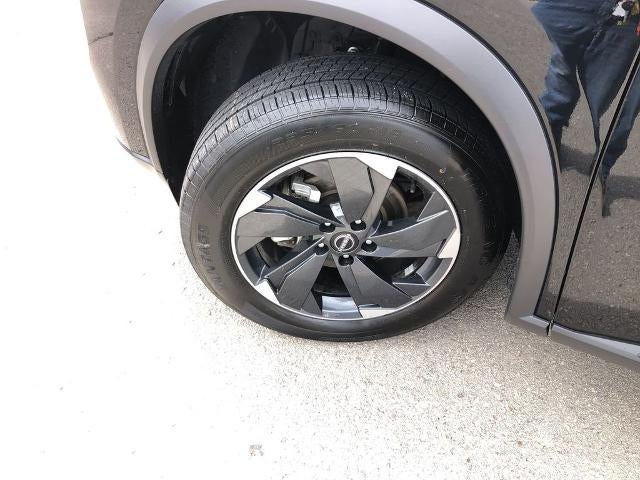 2025 Nissan Rogue AWD SV