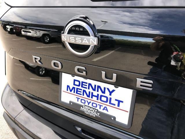 2025 Nissan Rogue AWD SV