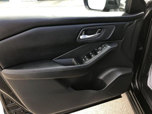 2025 Nissan Rogue AWD SV